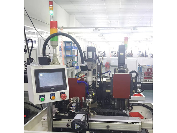 自动尾孔侧孔机